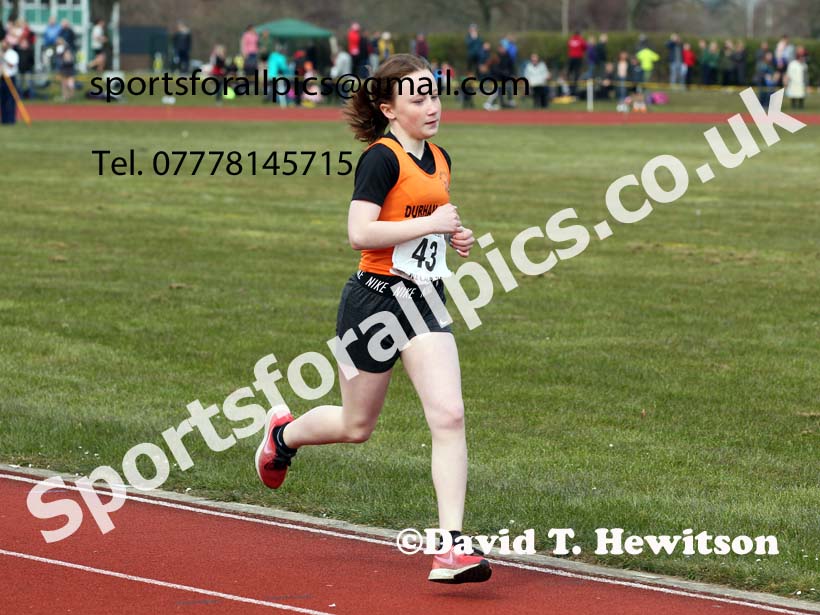 800 metres, 2021 NECAA Open Graded Meeting, Morpeth. Photo: David T. Hewitson/Sports for All Pics